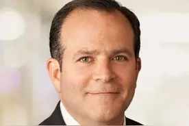 曾在雷曼兄弟和安达信工作的这位硅谷银行高管，真的是“金融界灭霸”吗？图片