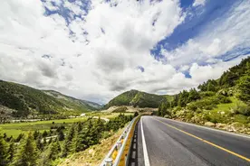 川藏铁路全面开工，川藏高速全线接通待何时？图片