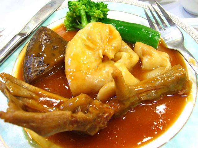 鲍汁鹅掌扣花胶 2026年鲍汁扣鹅掌的做法