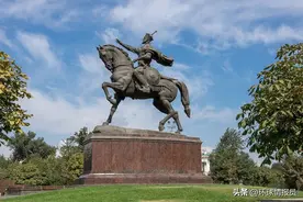 认错祖宗？突厥血统的乌兹别克人，把蒙古人帖木儿当民族英雄？图片