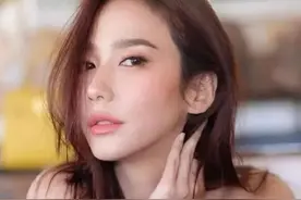 泰国一姐，性感女神AumP图片