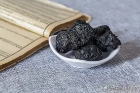 熟地大补肾水，腰膝酸软、头晕耳鸣、脱发、早衰、糖尿病均可选用图片