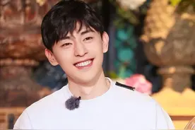 “封杀”风波不到3年，邓伦再度现身直播！上万粉丝为他“喊冤”图片