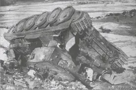 全歼大英帝国皇家重坦克营图片