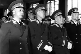 1955年授衔时，为什么先授大将，十大元帅反而排在最后图片