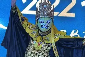 我在中国看二十大 | 伊曼·沙马里：我是唯一一位在人民大会堂见证中共二十大开幕的沙特女性图片