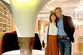 琴谦之恋官宣后，64岁的赖岳谦老师首次分享与周玉琴二婚的感想图片