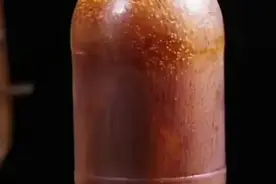 可乐：大家好，我叫“快乐水”，原来我的快乐都用来玩了图片