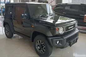 铃木“吉姆尼”强势回归！国六引擎+5速手动+四驱，预售18.8万元图片