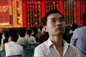 笑麻了！外卖员贷款炒股惨亏1600，网友炸锅：贪婪惹的祸图片