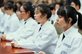 医学专业中的“漏网之鱼”，本科学历就很好就业，高三学生要了解图片