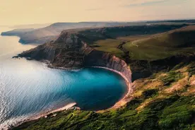 人活到最后，如果连一个朋友都没有，往往说明了这3个问题图片