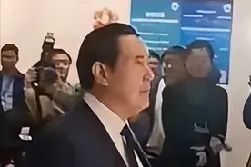 八百壮士撤出四行仓库后发生了什么，谢晋元后来是怎样牺牲的？图片