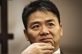 刘强东一双儿女近况：女儿成公主，儿子却成永远的在美国读书！图片