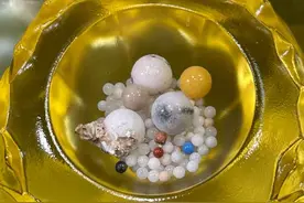 星云法师烧出五彩舍利，舍利子究竟是什么？为什么常人难有？图片