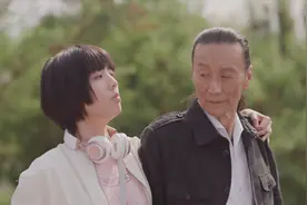 85岁谢贤出道69年首获影帝！儿子参演电影也获奖，父亲却只字不提图片