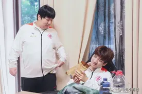 狼队赢了比赛输了人品，小胖赛后公开嘲讽百兽，AG这下不敢买他了图片