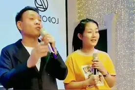 43岁男星被疑离婚！过生日谈家人崩溃痛哭，妻子紧急发声否认出轨图片