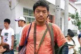 从童星到销声匿迹，27岁的尤浩然玩儿废了前程，谁都救不了他图片