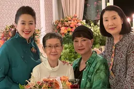 老戏骨豪宅宴客！姜大卫洪金宝前妻齐聚，水晶摆满屋价值上千万图片