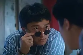 开奔驰算命的营销总图片