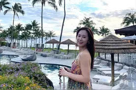 少女时代俞利近照曝光，长裙尽显气质图片