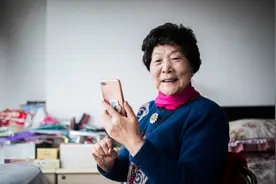 50岁女人退休后，推荐这4种工作，时间不仅空闲，收入还很高图片