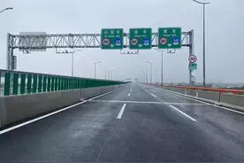 【权威发布】崧泽高架西延伸段2月7日试通车！图片