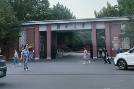 复旦交大同济陆续打开大门！记者实地探访，上海高校“入校攻略”在这里→图片