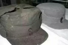 八路军帽子上的“两粒扣”，有什么作用？看完就知道有多高明了！图片