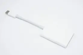 一个小小读卡器卖320元是何用料，苹果USB-C to SD卡读卡器拆解图片