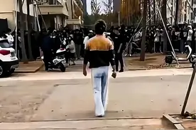 解忧 | 妻子出轨，男子“为爱冲锋”骑行三天三夜要说法，你怎么看？图片