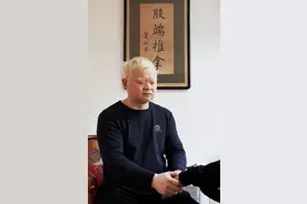 强华——易医兼修的实践者图片