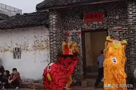 重建祠堂，丁财两旺千秋盛，鸿运临宅万代兴图片