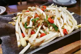 想吃花生芽不用买！一个盆就能搞定，3天就能吃，营养还美味图片