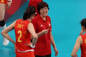 女排队长朱婷为何不去美国手术而是在欧洲？原来是有这方面的考量图片