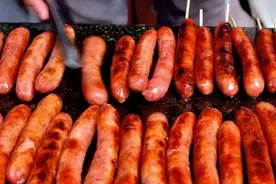 火腿肠是癌症“催化剂”？医生：不止香肠，这6物，劝你或要少碰图片