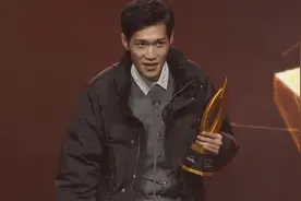 同样都是靠dota成名，09和pis谁更有钱？图片