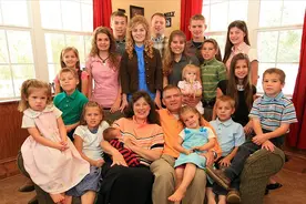 若不避孕，女人一生能生多少个孩子?医生给出答案，大跌眼镜图片