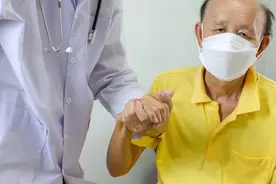 股骨头坏死怎么能够避免发展到最严重的阶段呢？图片