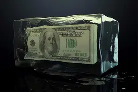 中国持续减持超千亿美债，美媒：数千吨黄金已经运往中国图片