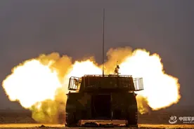 直击演训场丨感受实弹射击瞬间的压迫感图片