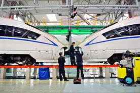 中国高铁技术那么高，为啥一到晚上就停运了？背后原因老外不懂图片