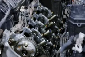 大哥买了辆2011年售价120万的雷克萨斯GX460，进厂整备，秒变新车图片