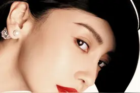 杨颖ELLE夜之精灵封面，红唇烈焰，妖娆妩媚，好一朵盛开的红玫瑰图片