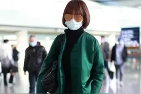 鲁豫穿中国风罕见翻车！唐装搭灯笼裤变成奶奶辈，也太显老了图片