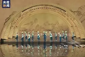 台前幕后看春晚 揭秘《只此青绿》《乳虎啸春》背后的故事图片