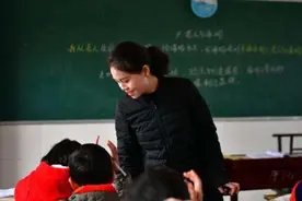 教师的寒暑假将要消失，被早九晚五取而代之？官方回复很明确图片