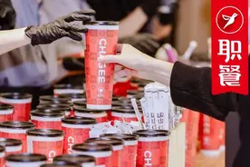 仅用3天口碑迎逆转，霸王茶姬南京店上演教科书式开业范本图片