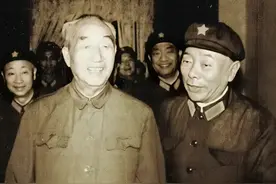 1983年，徐向前提出何事？4位大军区司令立即表示：积极支持图片